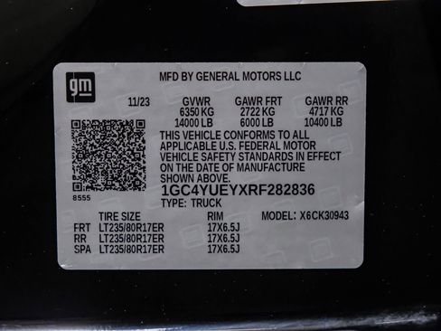 Used 2024 Chevrolet Silverado 3500 LTZ w/ LTZ Convenience Package image 61