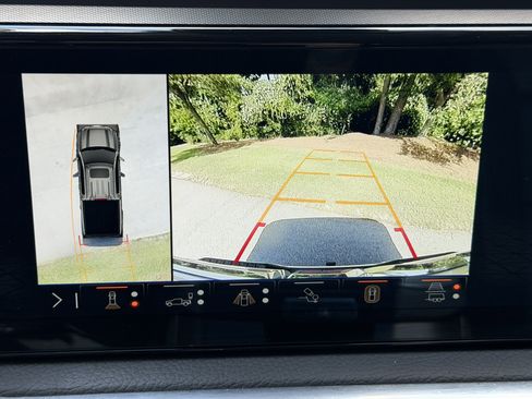 Used 2024 GMC Sierra 1500 Denali w/ Denali Reserve Package AWD/4WD image 11
