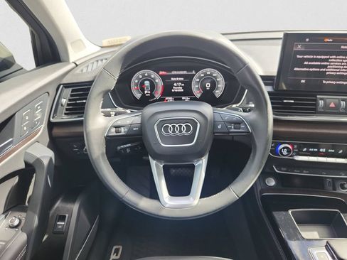 Used 2023 Audi Q5 2.0T Premium Plus w/ Premium Plus Package AWD/4WD image 12