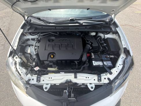 Used 2019 Toyota Corolla LE FWD image 12