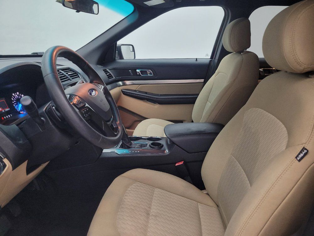 Used 2016 Ford Explorer FWD image 17