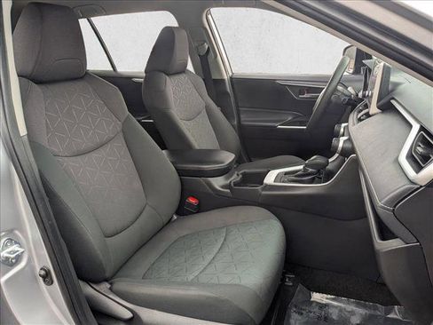 Used 2024 Toyota RAV4 XLE image 22