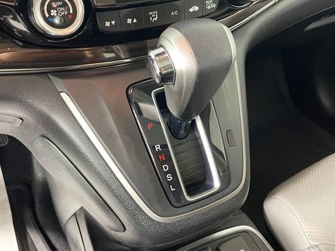 Used 2016 Honda CR-V Touring image 10