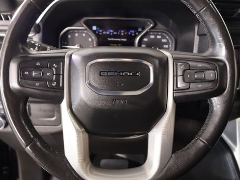 Used 2021 GMC Yukon XL Denali w/ Denali Premium Package AWD/4WD image 3