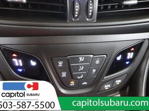 Used 2020 Buick Envision Essence image 21