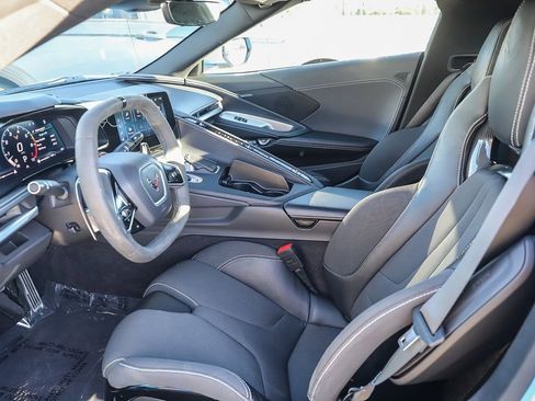 Used 2024 Chevrolet Corvette Stingray Coupe w/ Z51 Performance Package image 22