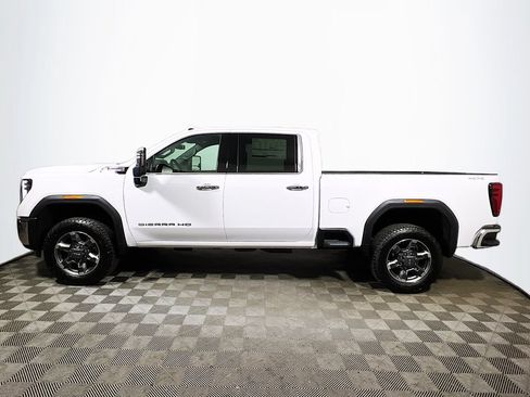 New 2026 GMC Sierra 3500 SLT w/ SLT Convenience Package AWD/4WD image 4