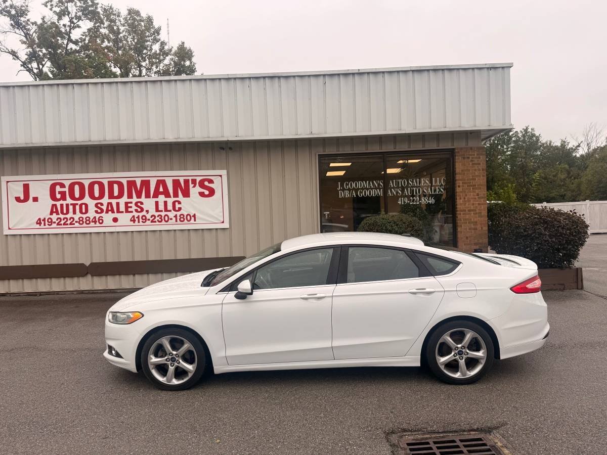 Used 2016 Ford Fusion S w/ Equipment Group 101A FWD image 2