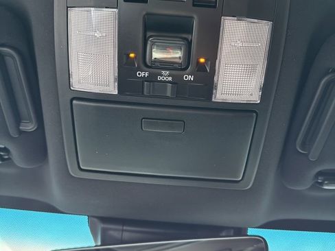 Used 2022 Lexus GX 460 Premium image 30