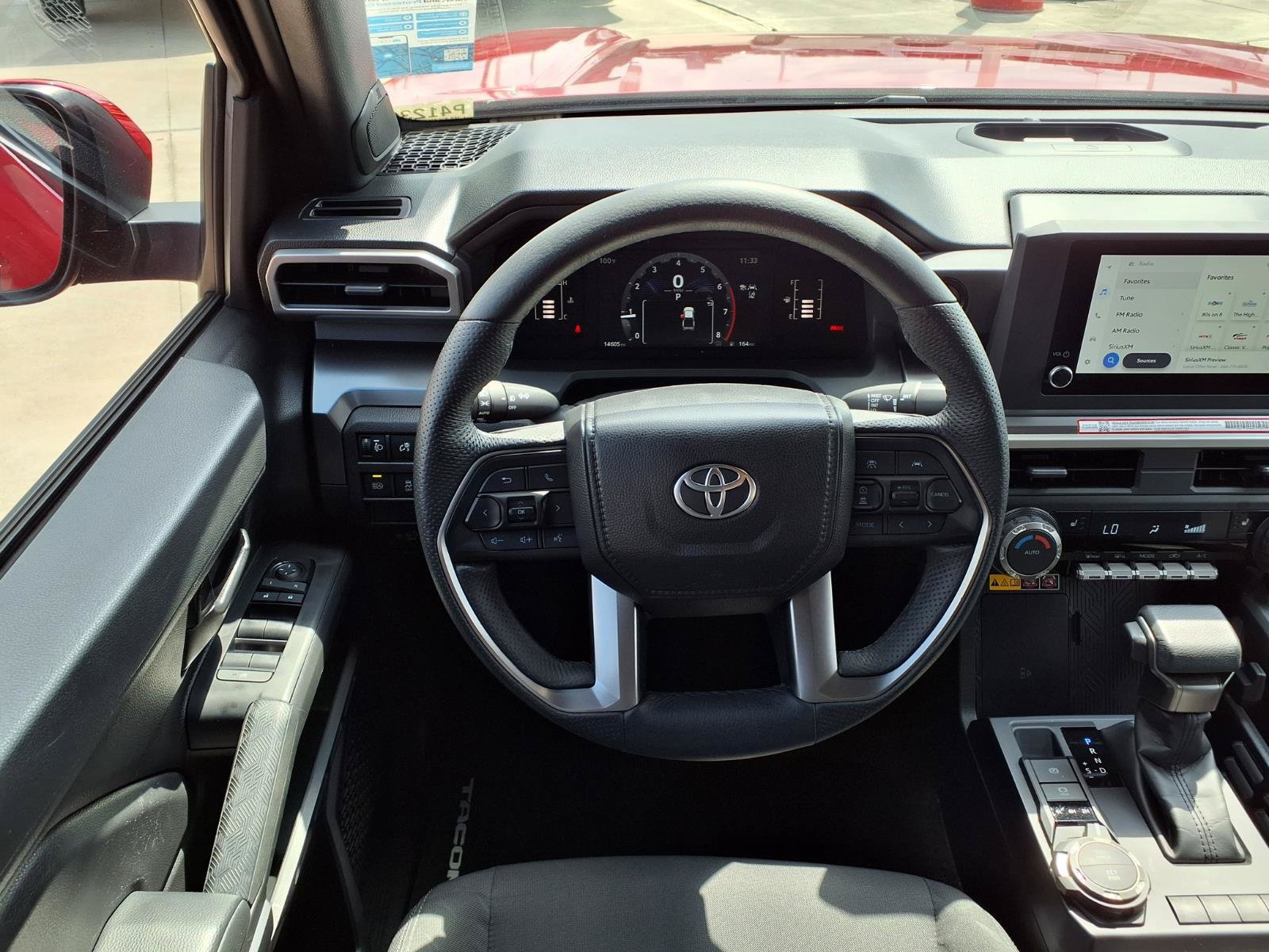 Certified 2025 Toyota Tacoma SR5 w/ SR5 Upgrade Package AWD/4WD image 15