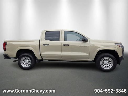 Used 2023 Chevrolet Colorado W/T image 7