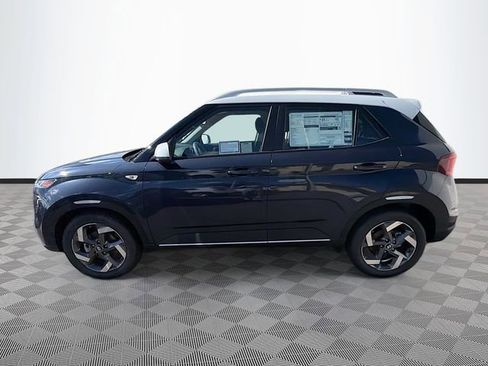 New 2026 Hyundai Venue FWD image 4