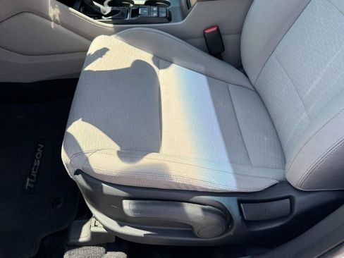 Used 2021 Hyundai Tucson SE w/ Cargo Package AWD/4WD image 14