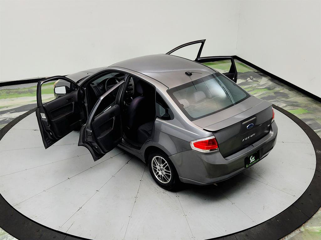 Used 2011 Ford Focus SE w/ 201A Rapid Spec Order Code FWD image 40