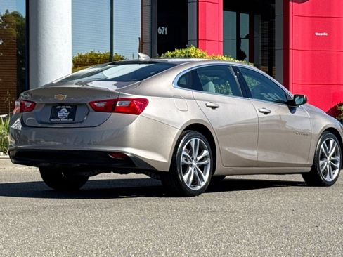 Used 2023 Chevrolet Malibu LT FWD image 5
