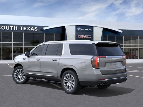 New 2026 GMC Yukon XL Denali w/ Denali Reserve Package RWD image 3