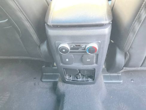 Used 2024 Ford Explorer XLT w/ Equipment Group 202A AWD/4WD image 37