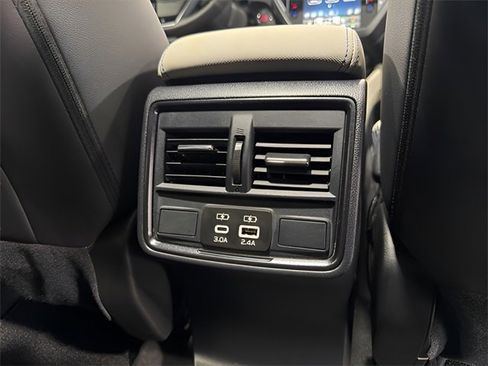 Used 2025 Subaru Forester Limited w/ Popular Package #1 image 35