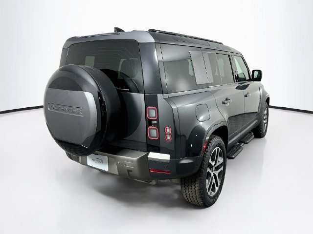 New 2026 Land Rover Defender 110 S AWD/4WD image 5