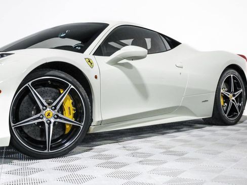 Used 2012 Ferrari 458 Italia Coupe image 12