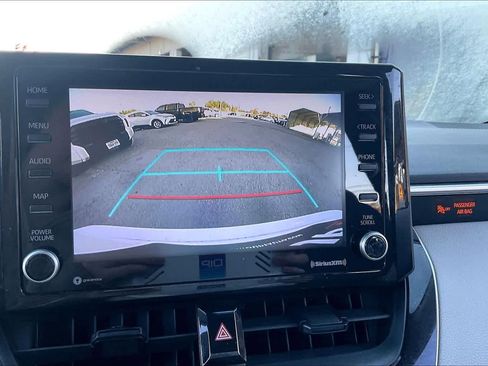 Used 2022 Toyota Corolla LE image 26