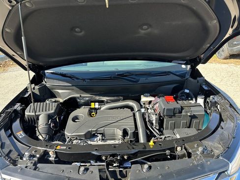 New 2026 Chevrolet Equinox LT w/ Safety and Technology Package image 25