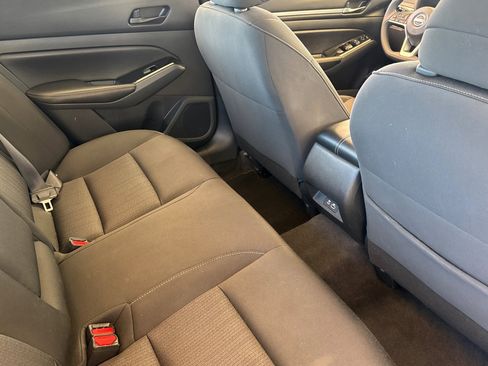 Used 2023 Nissan Altima 2.5 SV image 18