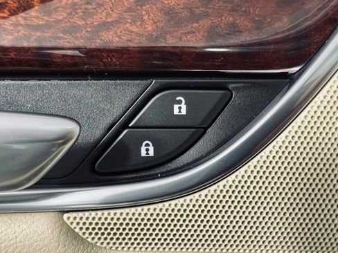 Used 2019 Cadillac XT5 Luxury image 20