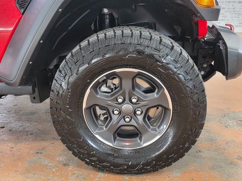 Used 2023 Jeep Gladiator Rubicon image 11