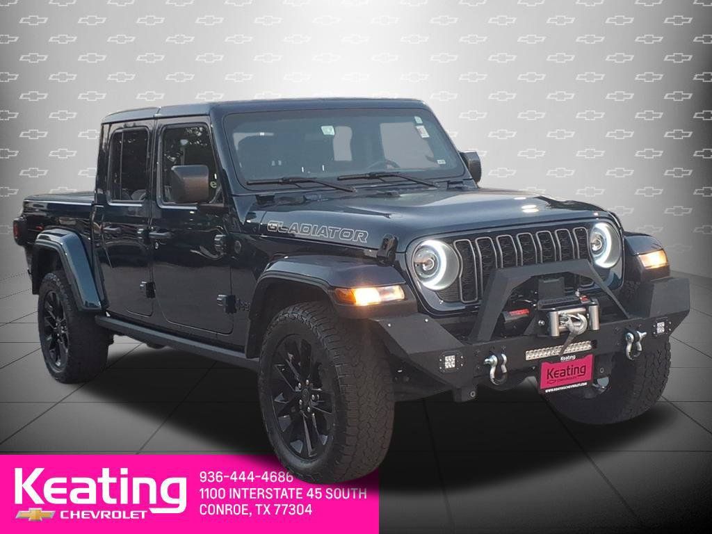 Used 2025 Jeep Gladiator Sport AWD/4WD image 3
