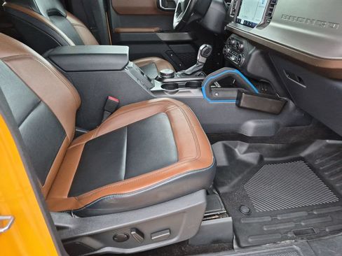 Used 2021 Ford Bronco Outer Banks w/ Sasquatch Package AWD/4WD image 19