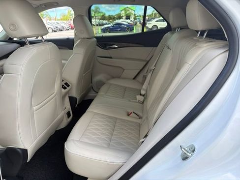 Used 2022 Buick Envision Avenir w/ Technology Package II FWD image 12