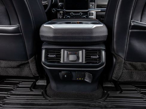 Used 2025 Ford F150 Raptor image 33