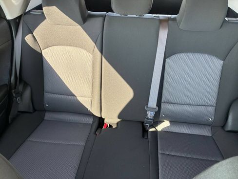 Used 2025 Kia Soul LX w/ LX Technology Package FWD image 35
