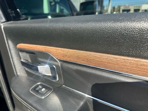 Used 2017 RAM 1500 Laramie w/ Convenience Group image 72