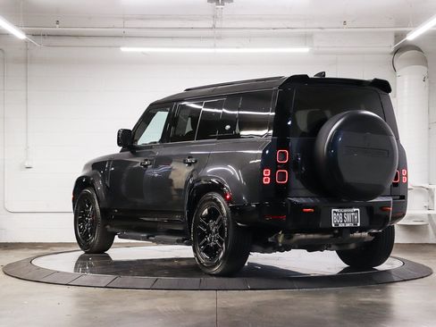 Used 2024 Land Rover Defender 110 X AWD/4WD image 4