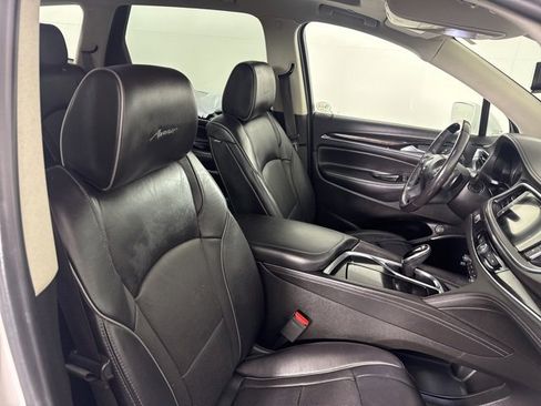 Used 2020 Buick Enclave Avenir w/ Avenir Technology Package image 14