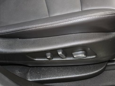 Used 2024 Cadillac XT5 Premium Luxury FWD image 22