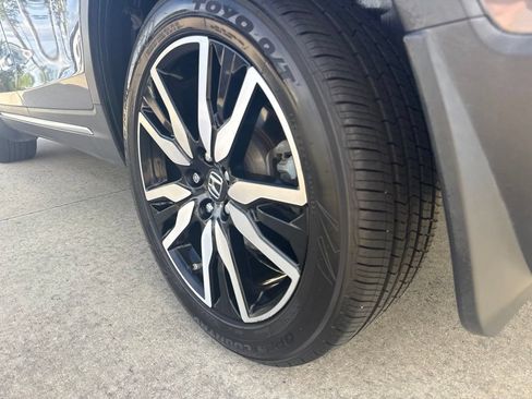 Used 2019 Honda Pilot Elite image 11