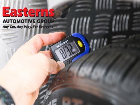 Used 2016 Toyota Camry XLE FWD image 28