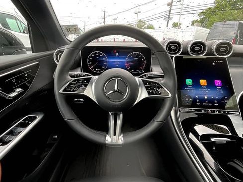 Used 2026 Mercedes-Benz GLC 300 4MATIC image 10
