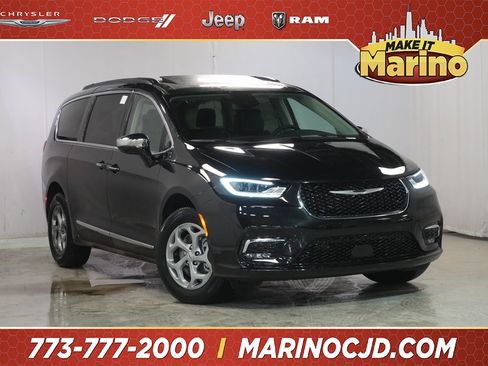 New 2023 Chrysler Pacifica Limited w/ Uconnect Theater Family Group image 1