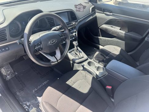Used 2020 Hyundai Elantra SEL w/ Cargo Package (C1) FWD image 9