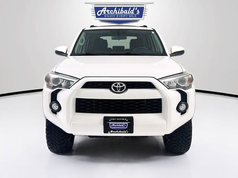 Used 2019 Toyota 4Runner SR5 image 2