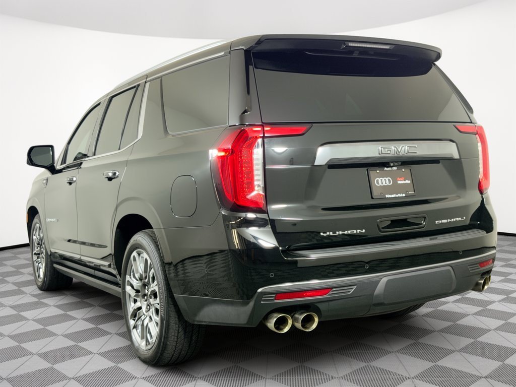 Used 2023 GMC Yukon Denali Ultimate w/ LPO, Floor Liner Package AWD/4WD image 3