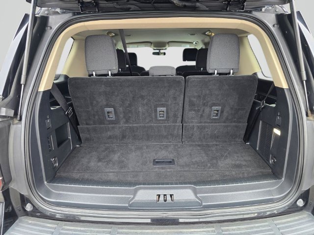 Used 2024 Ford Expedition XLT AWD/4WD image 19