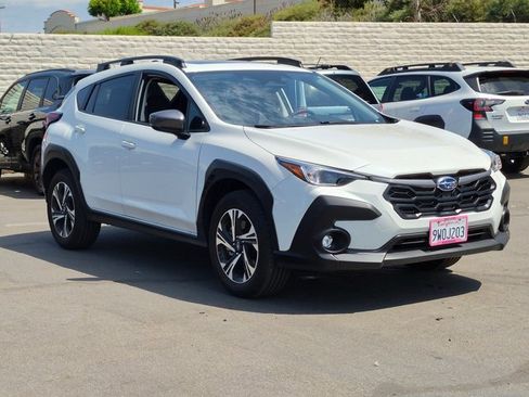 Used 2025 Subaru Crosstrek 2.5i Premium AWD/4WD image 4