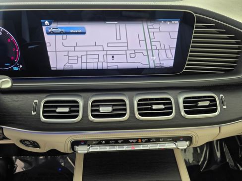 Certified 2025 Mercedes-Benz GLE 450 4MATIC image 22