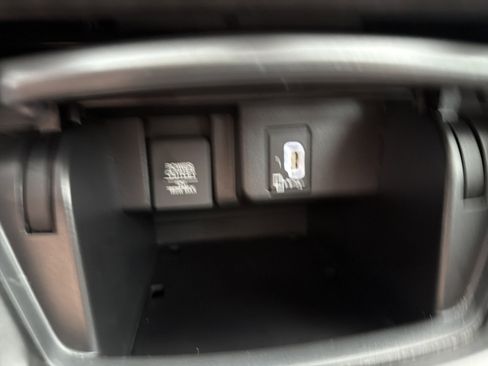 Used 2019 Honda Accord EX image 42