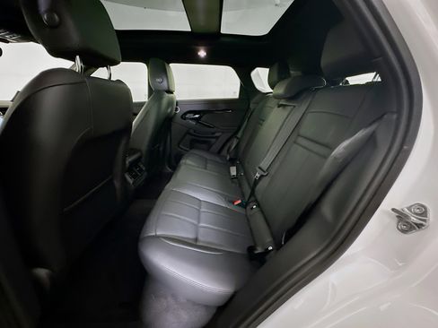 Used 2025 Land Rover Range Rover Evoque S image 30